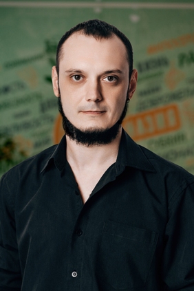Некрасов Юрий Евгеньевич.